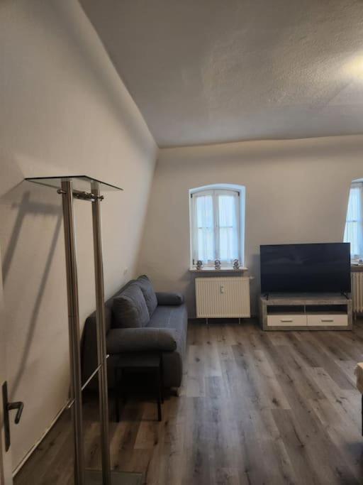 Tor Stay - Charmante 2 Zimmer Apartment Ansbach Esterno foto