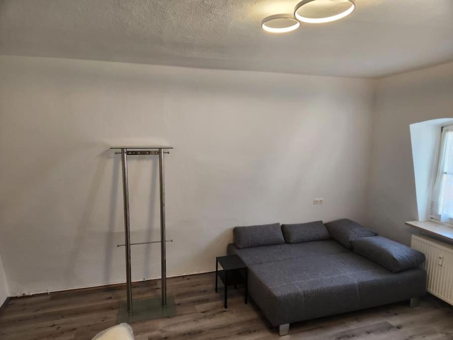 Tor Stay - Charmante 2 Zimmer Apartment Ansbach Esterno foto