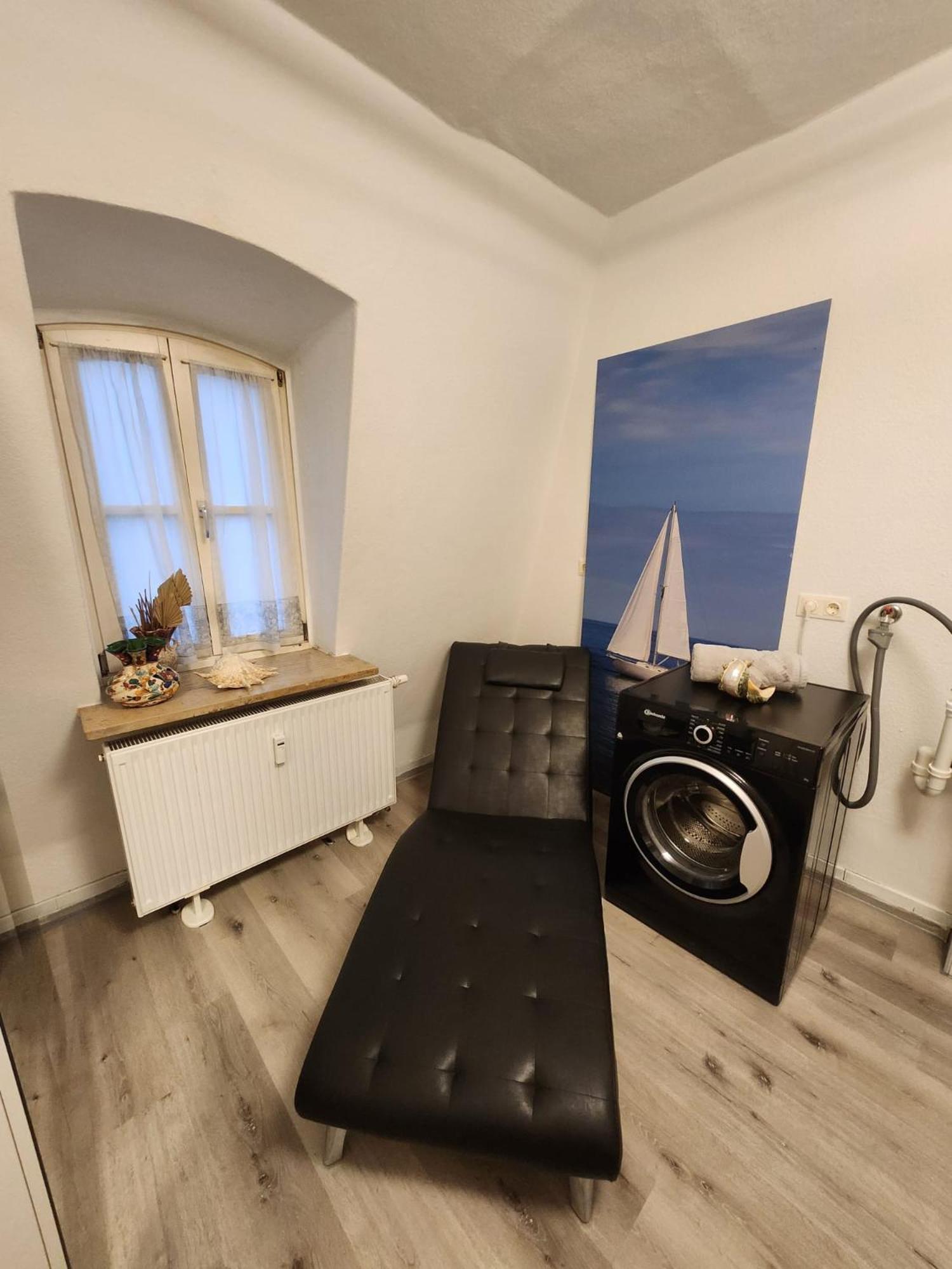 Tor Stay - Charmante 2 Zimmer Apartment Ansbach Esterno foto