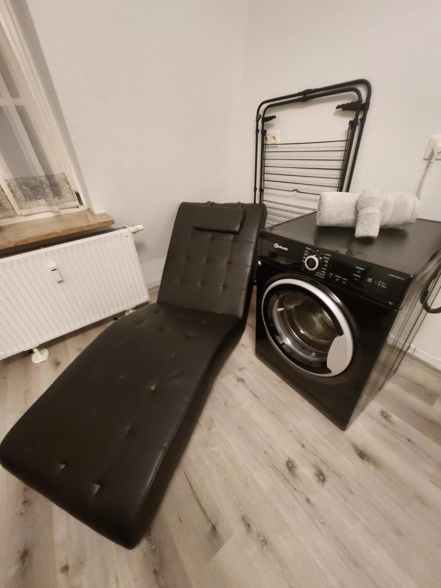 Tor Stay - Charmante 2 Zimmer Apartment Ansbach Esterno foto